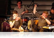 Szerda Esti Kornél - Akusztikus húrpárbaj a sportházaulában