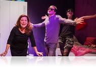 Megöltük az anyámat – Haragossziget a Weöres Sándor Színházban