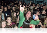 Szívidomárok a klubban - Leander Rising koncert a Végállomásban (fotóriport)