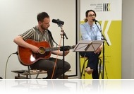 Összeért zene és irodalom - Szép Renáta és Varga Bence estje a kőszegi könyvtárban