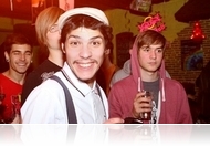 "A ló az nem tehén" - Pásztor Attila kiállítása a Magházban