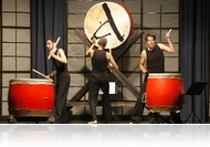 Sakura 2010 - japán dobművészet az Ataru Taiko ütőegyüttestől (ápr. 17)