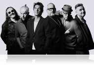 Quimby Láthatatlanul - Új dalokkal kezdi a visszaszámlálást nagykoncertjéig a Quimby