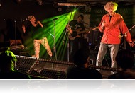 Hatalmas rakendroll bulit hozott a Müller Péter Sziámi AndFriends a Végállomásba