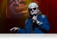 75 éves Horváth Charlie