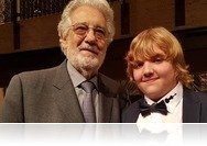 Plácido Domingo zongorát ajándékozott Balázs-Piri Somának