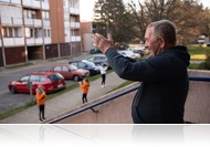 Ma este az Energy Dance Team mozgatja meg Szombathely lakótelepi erkélyközönségét