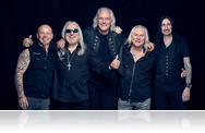 Vasárnap jubileumi dupla Uriah Heep koncert a Hungexpo Kongresszusi Központjában - Mick Box üzent a rajongóknak