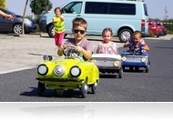 Pedálos Moszkvics rulez! - Közlekedésbiztonsági Nap a Tesco-parkolóban