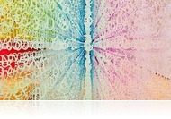 Semmi extra, csak 120 ezer papír számocska, ami egy szivárványos alagútban mutatja az idő múlását