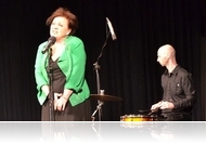 Nemcsak nőknek! - Csákányi Eszter önálló estje Nőnapon a nőkről (fotóriport)