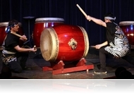 A Kiyo-Kito Taiko japándob együttes előadása az IBS-ben