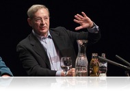 Nádas Péter ma 75 éves