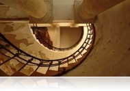 A romlás őszi virágai: Szegedy-kastély 