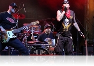 Ganxsta Döglégy Zolee parádézott a Barba Negra Track pódiumán