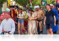 Jelmezes felvonulás a 15. Nádasdy Fesztiválon