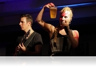 Rum és Coca-cola - Anna and The Barbies és Supernem koncert a moziaulában