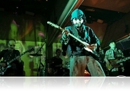 Zombik a tökfejek közt – Hiperkarma Halloween a Gödörben