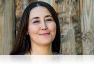 "Ha nem zárom be az ajtót, akkor be fog jönni a fény" – Megjelent Szabó T. Anna új kötete
