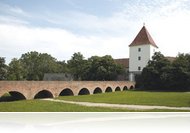 Kodály szobrának újraavatása Sárváron (ápr. 16)