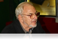 A boldogság titkos természete - Müller Péter előadása az MMIK színháztermében