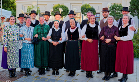 Esszencia - Az Ungaresca Senior Néptáncegyüttes műsora az MMIK-ban (jún. 6.)